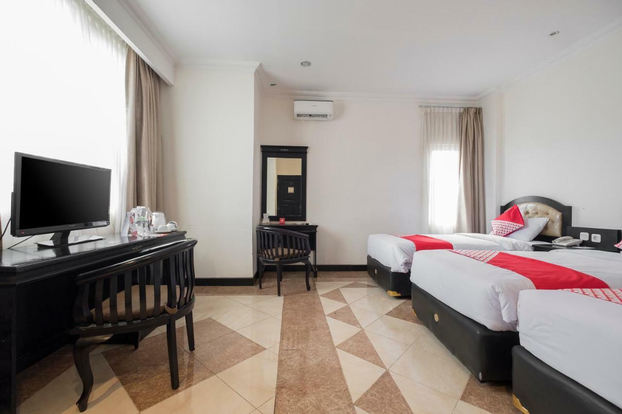 Hotel Sutomo Macasar Exterior foto